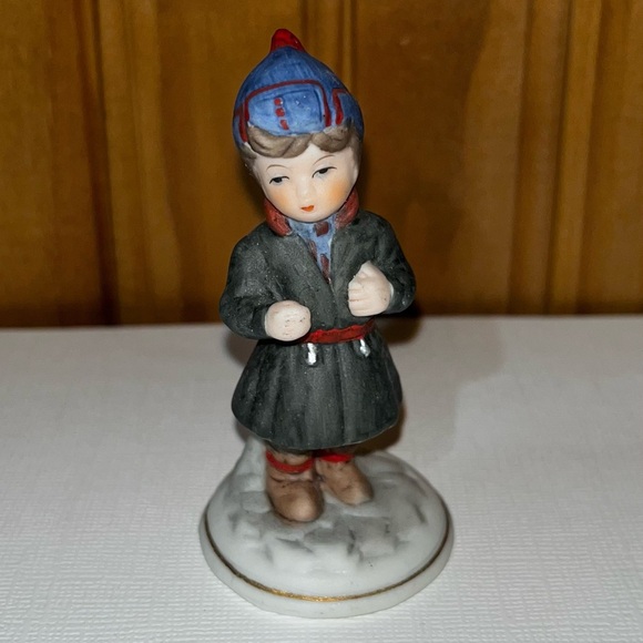 Vintage Hand Painted Porcelain Figure - Picture 1 of 5